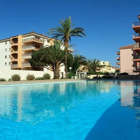 Climatise 2 Pieces Avec Piscine Et Wifi, Proche Centre Et Plages, - Fr-1-780-1 סן-מקסים