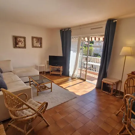 Apartment 2p Climatise Avec Wifi, Piscine, Parking Prive, Proche Plages Et Centre - Fr-1-780-1 Sainte-Maxime
